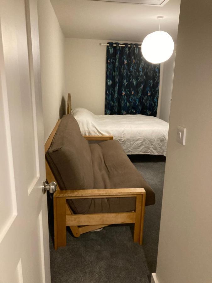 Beautiful 1-Bed Studio In Londra Esterno foto